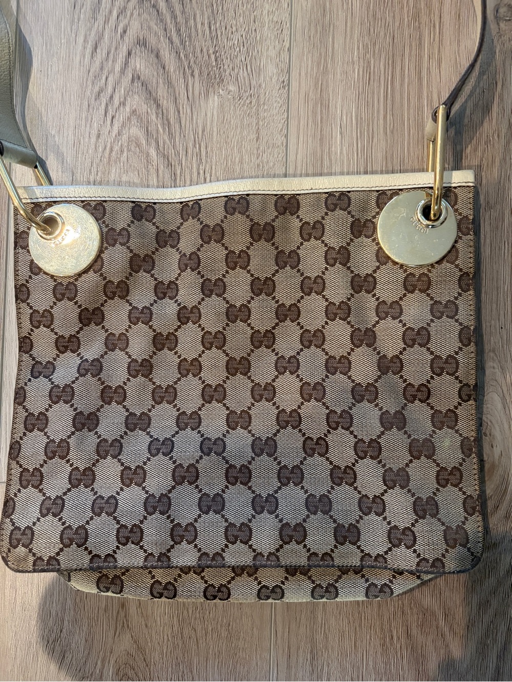 Gucci Original GG Canvas Eclipse Messenger Shoulder Bag